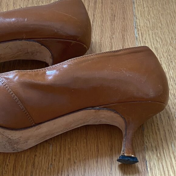 Manolo Blahnik Kitten Heels - Picture 5 of 5